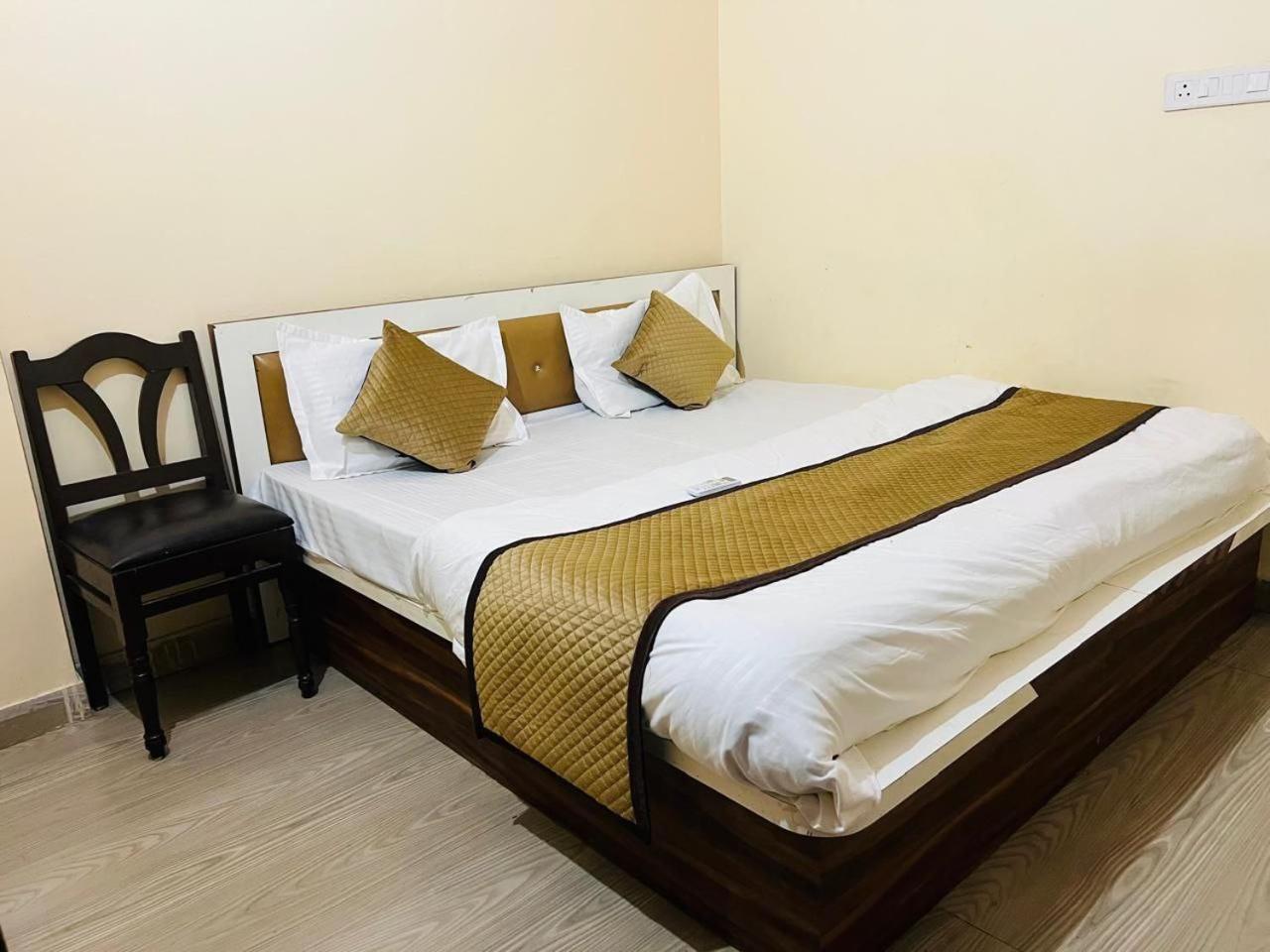 Hotel Shyam Sarover And Restaurant Ringas Exterior foto
